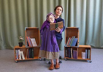 Billede fra forestillingen Lille Frk. Larsens Store Kærlighed